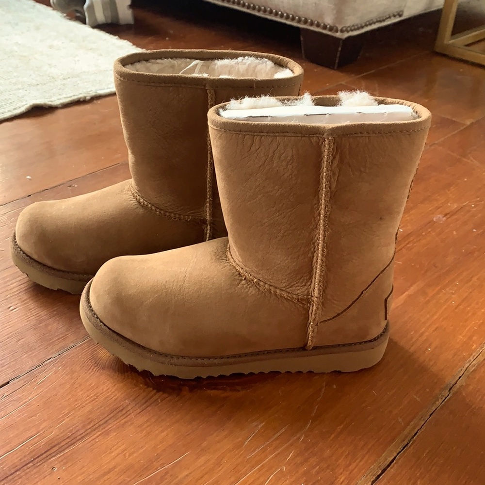 Kids Ugg Boot Brown